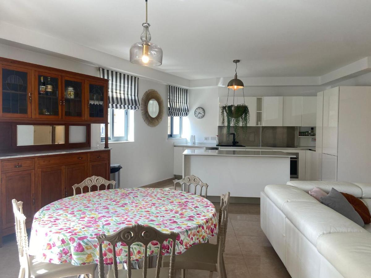 Cozy 2 Bedroom Apartment Near Seafront Gzira Ngoại thất bức ảnh